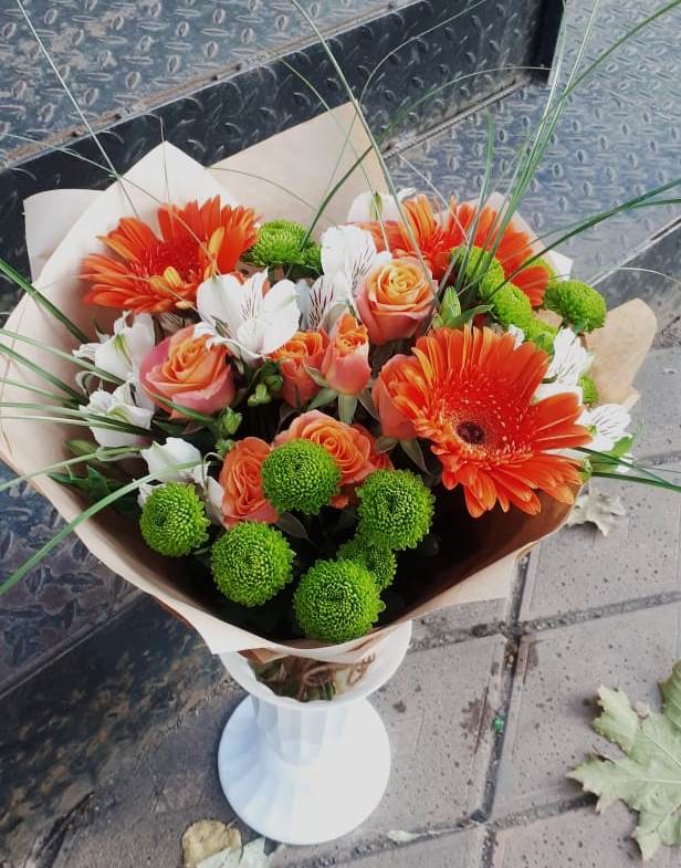 Букет цветов из: Герберы, Хризантемы, Альстромерии и Розы в Масловский