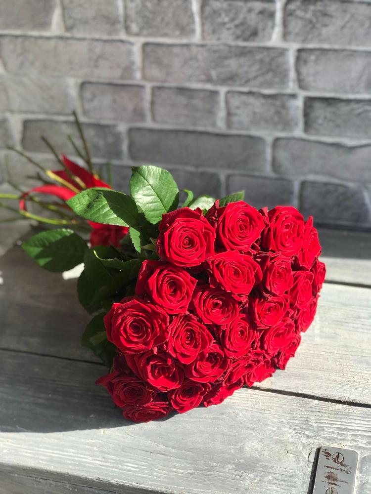 Букет Красные розы Фридом в Масловский