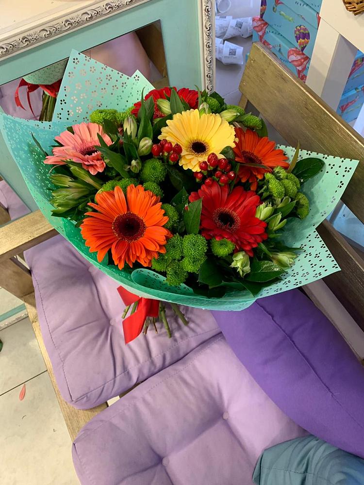 Букет цветов из: Герберы, Хризантемы и Альстромерии в Масловский