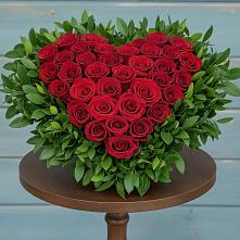 Цветочная композиция из Розы в виде сердца #REPLACE_PRED# Масловский