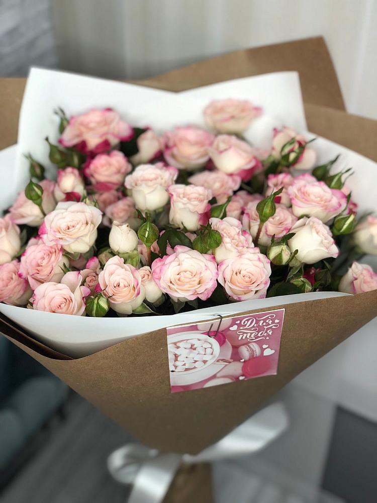 Букет цветов из: Розы в Масловский