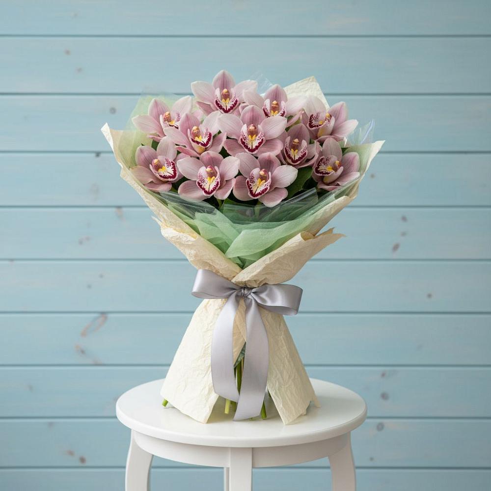 Букет цветов из: Орхидеи и Розы в Масловский