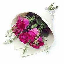 Букет цветов из:  Розы в Масловский