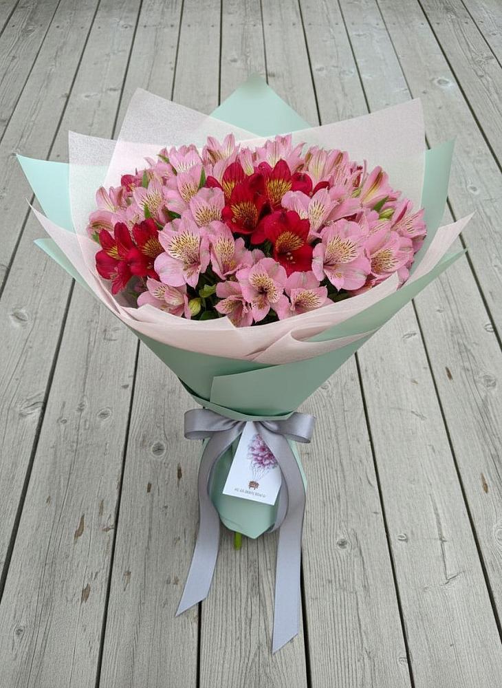 Букет цветов из: Альстромерии в Масловский