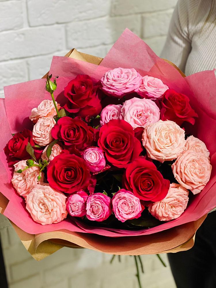 Букет цветов из: Розы в Масловский