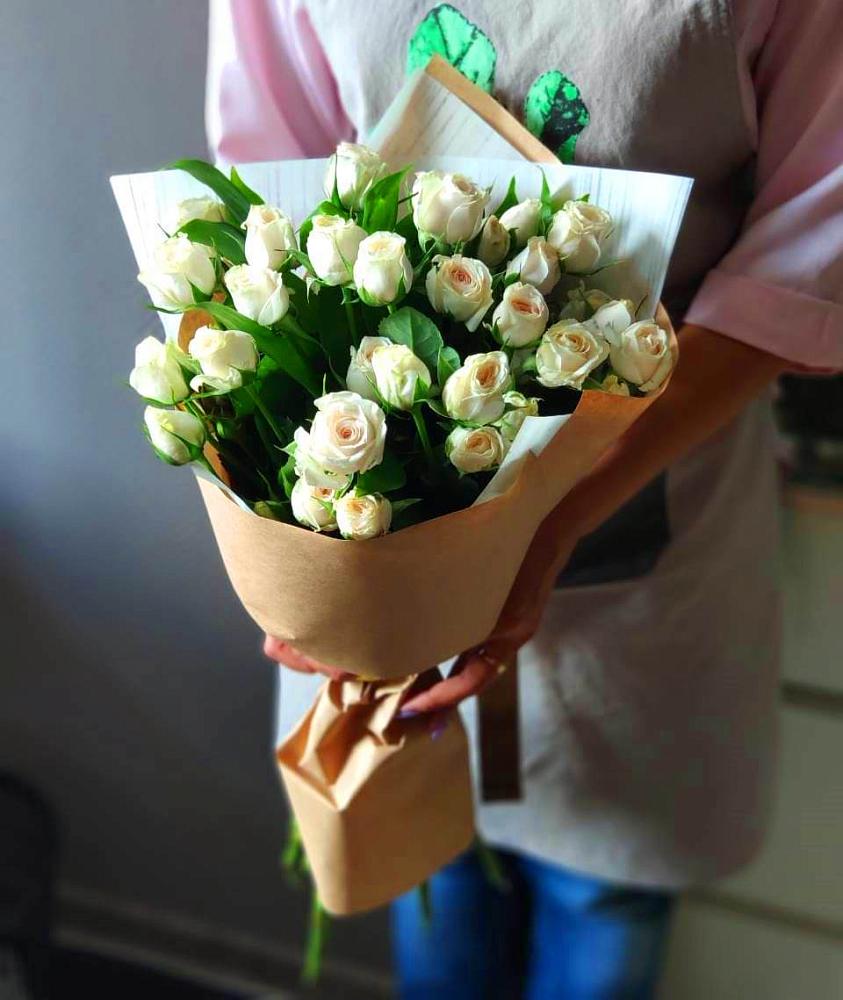 Букет цветов из: Розы в Масловский