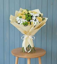 Букет цветов из:  Хризантемы и Розы в Масловский