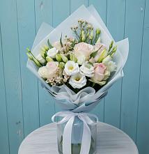 Букет цветов из:  Розы и Лизиантусы в Масловский