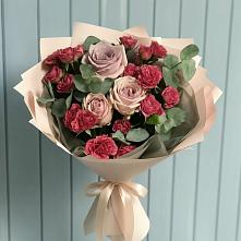 Букет цветов из:  Гвоздики и Розы в Масловский