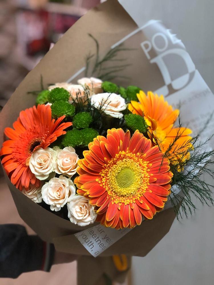 Букет цветов из: Герберы, Хризантемы и Розы в Масловский